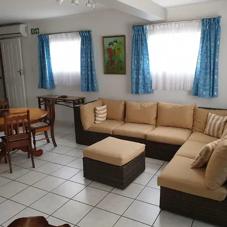 100 On Girvan Durban Exterior foto